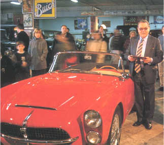 13 de enero de 2001, Pedro Serra junto al Pegaso M-242.838